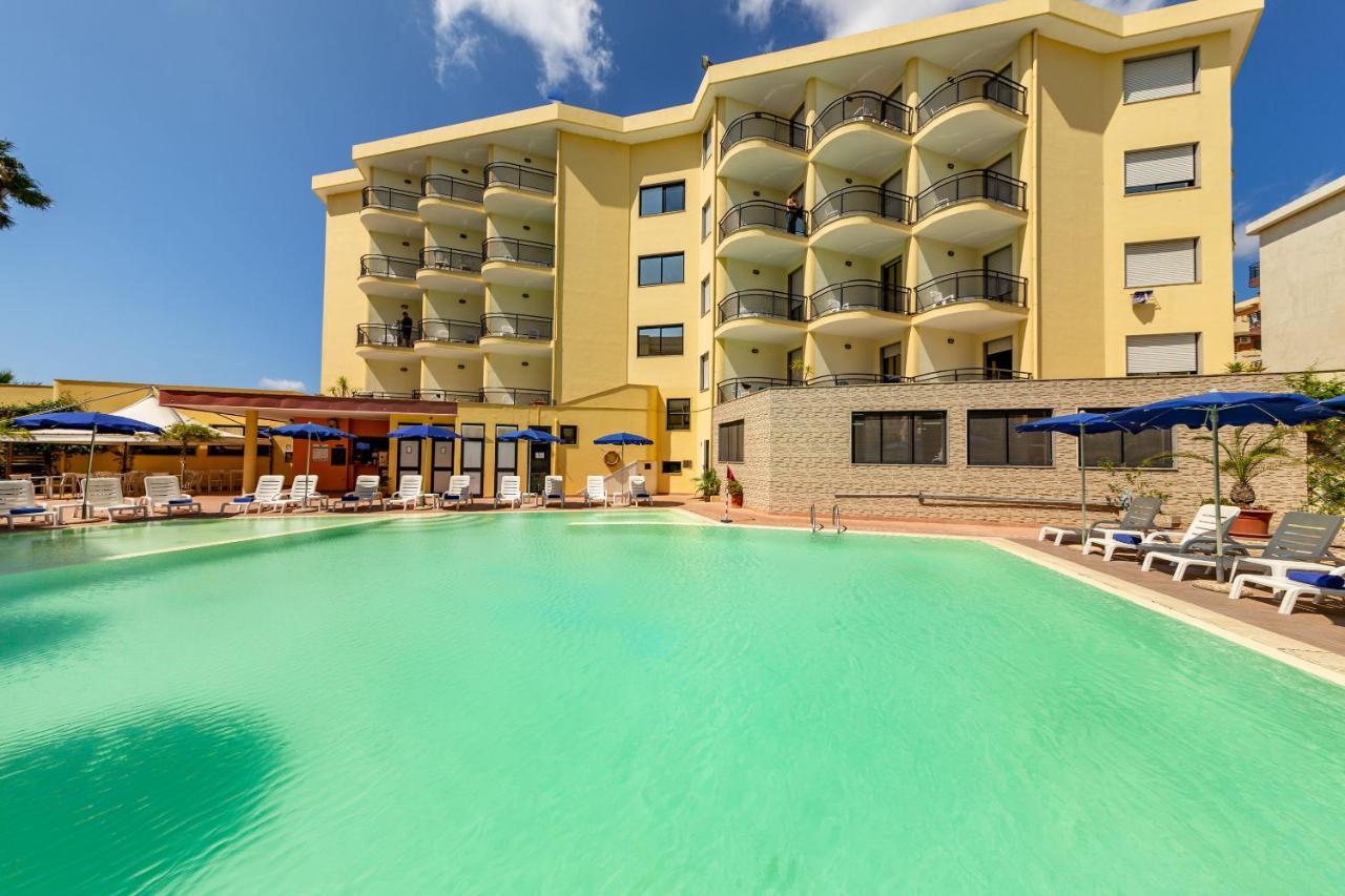 Rina Hotel Alghero Kültér fotó