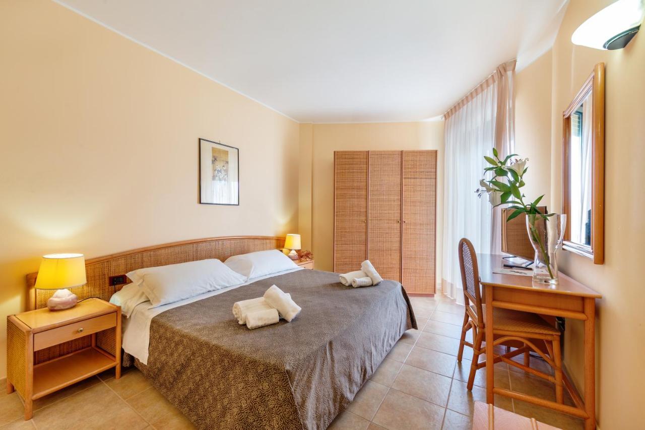 Rina Hotel Alghero Kültér fotó
